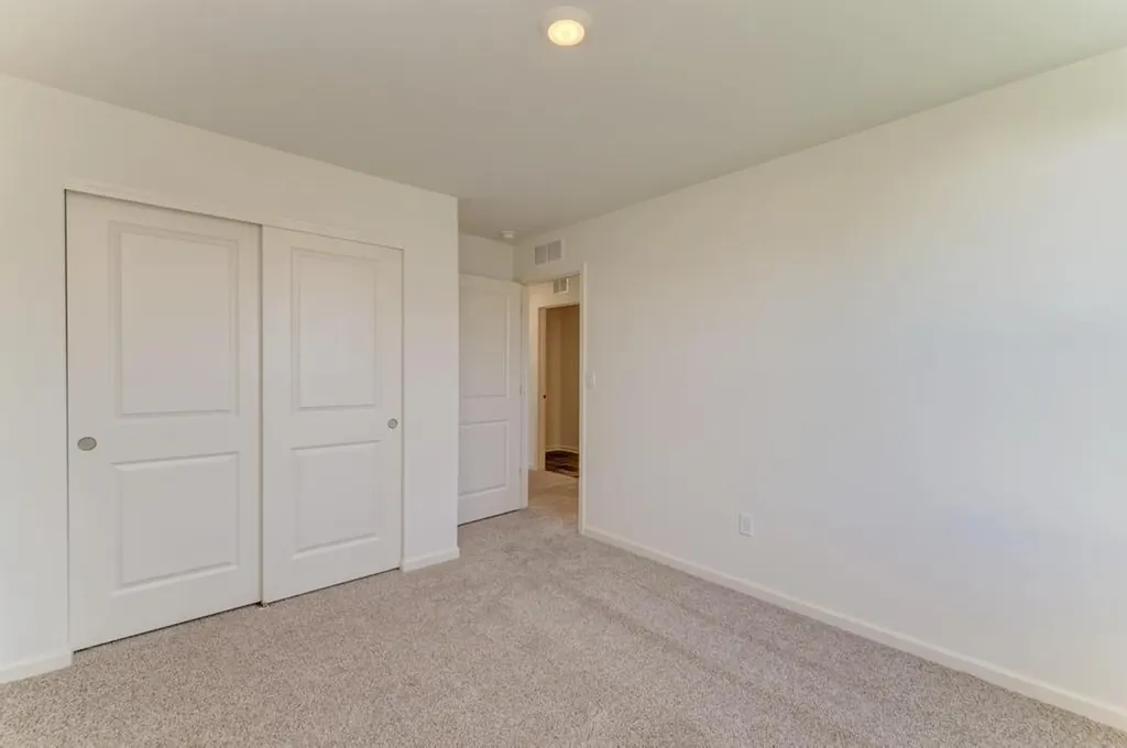 1870 Canyon Creek Drive Aurora IL 60503
