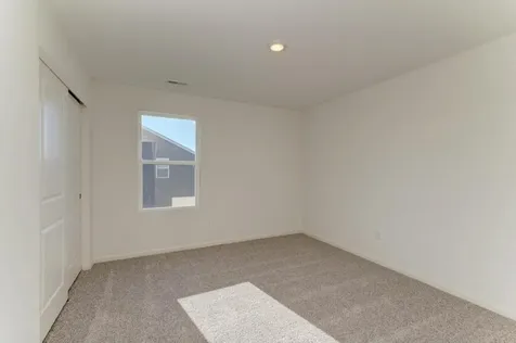 1870 Canyon Creek Drive Aurora IL 60503