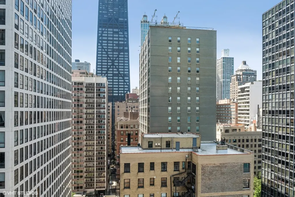 880 North Lake Shore Drive Chicago IL 60611