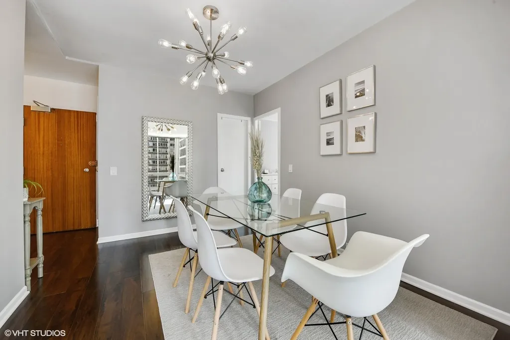 880 North Lake Shore Drive Chicago IL 60611