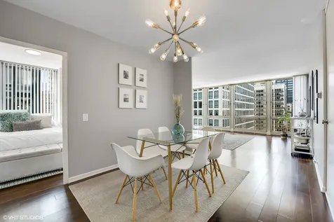 880 North Lake Shore Drive Chicago IL 60611