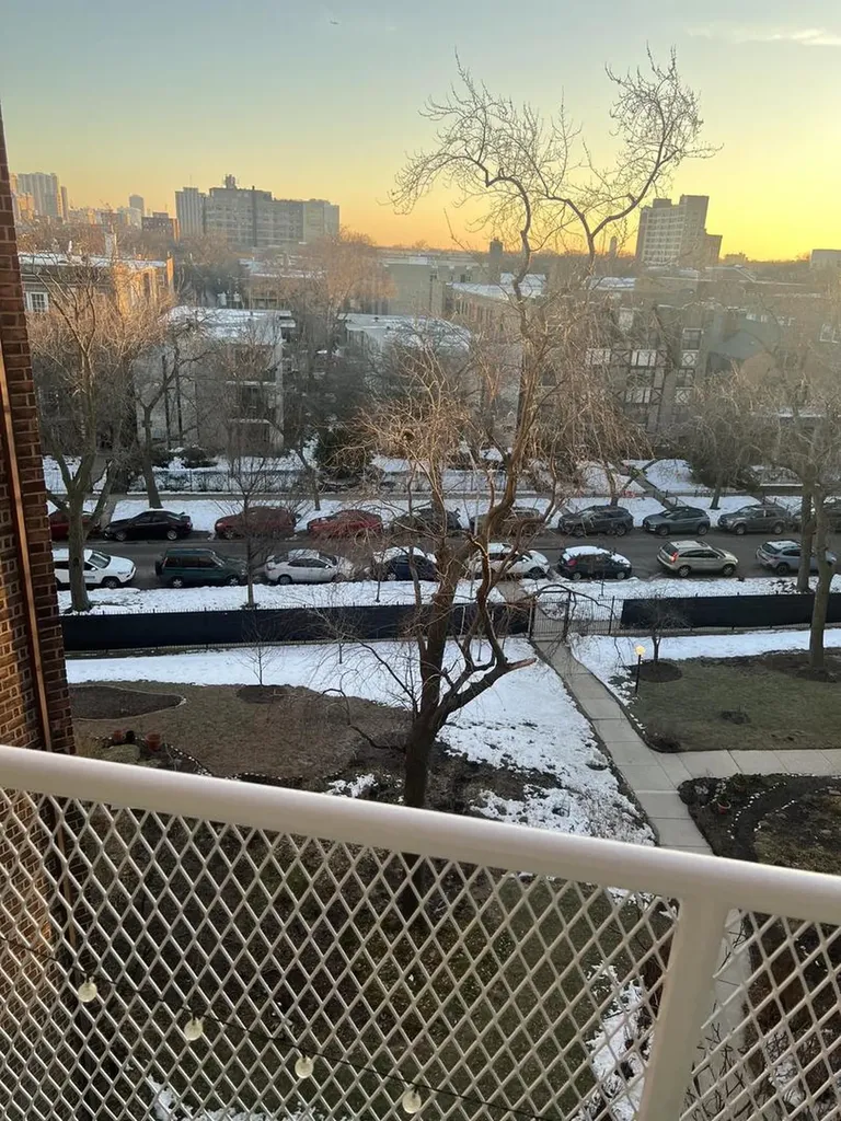 1122 West Lunt Avenue Chicago IL 60626