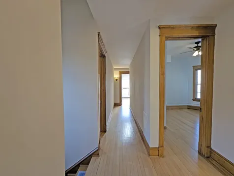 836 East 52nd Street Chicago IL 60615