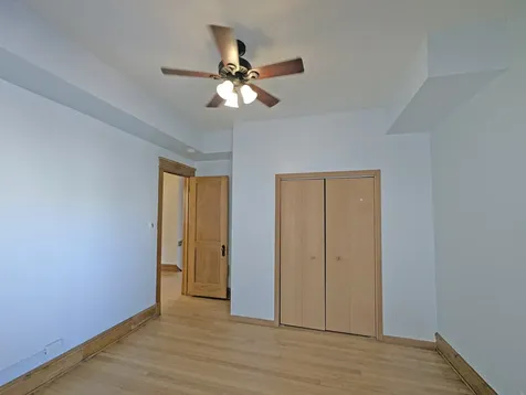 836 East 52nd Street Chicago IL 60615