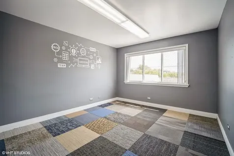 8755 Trumbull Avenue Skokie IL 60076