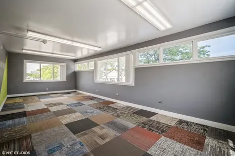 8755 Trumbull Avenue Skokie IL 60076