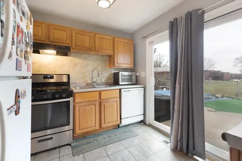 17481 Eastgate Drive Country Club Hills IL 60478