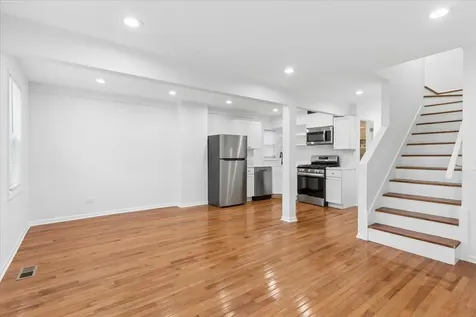 4954 West Byron Street Chicago IL 60641