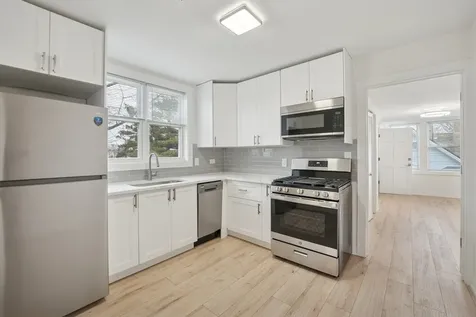 4954 West Byron Street Chicago IL 60641