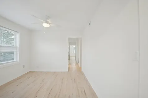 4954 West Byron Street Chicago IL 60641