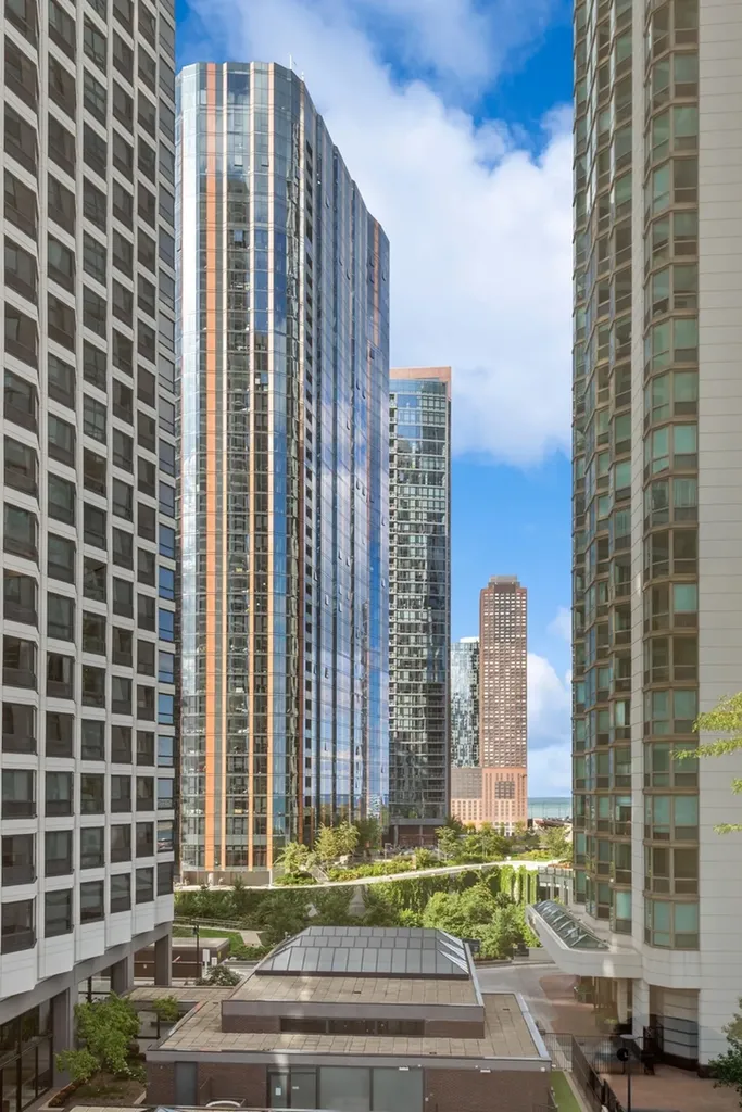 155 North Harbor Drive Chicago IL 60601
