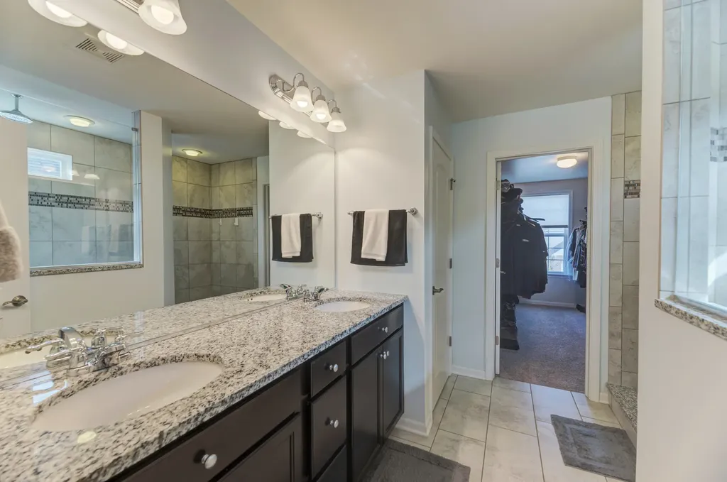 8288 Mulberry Drive Woodridge IL 60517