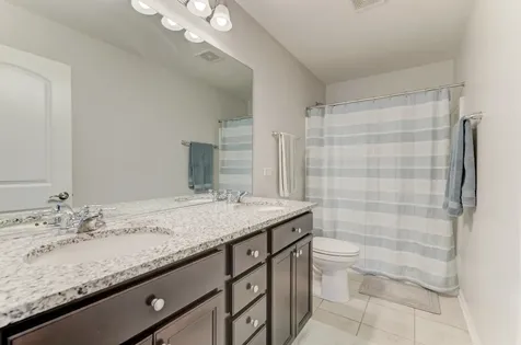 8288 Mulberry Drive Woodridge IL 60517