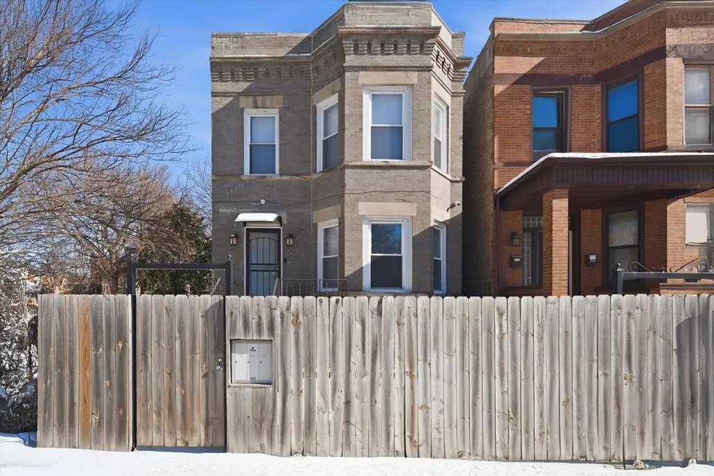 7415 South Langley Avenue Chicago IL 60619