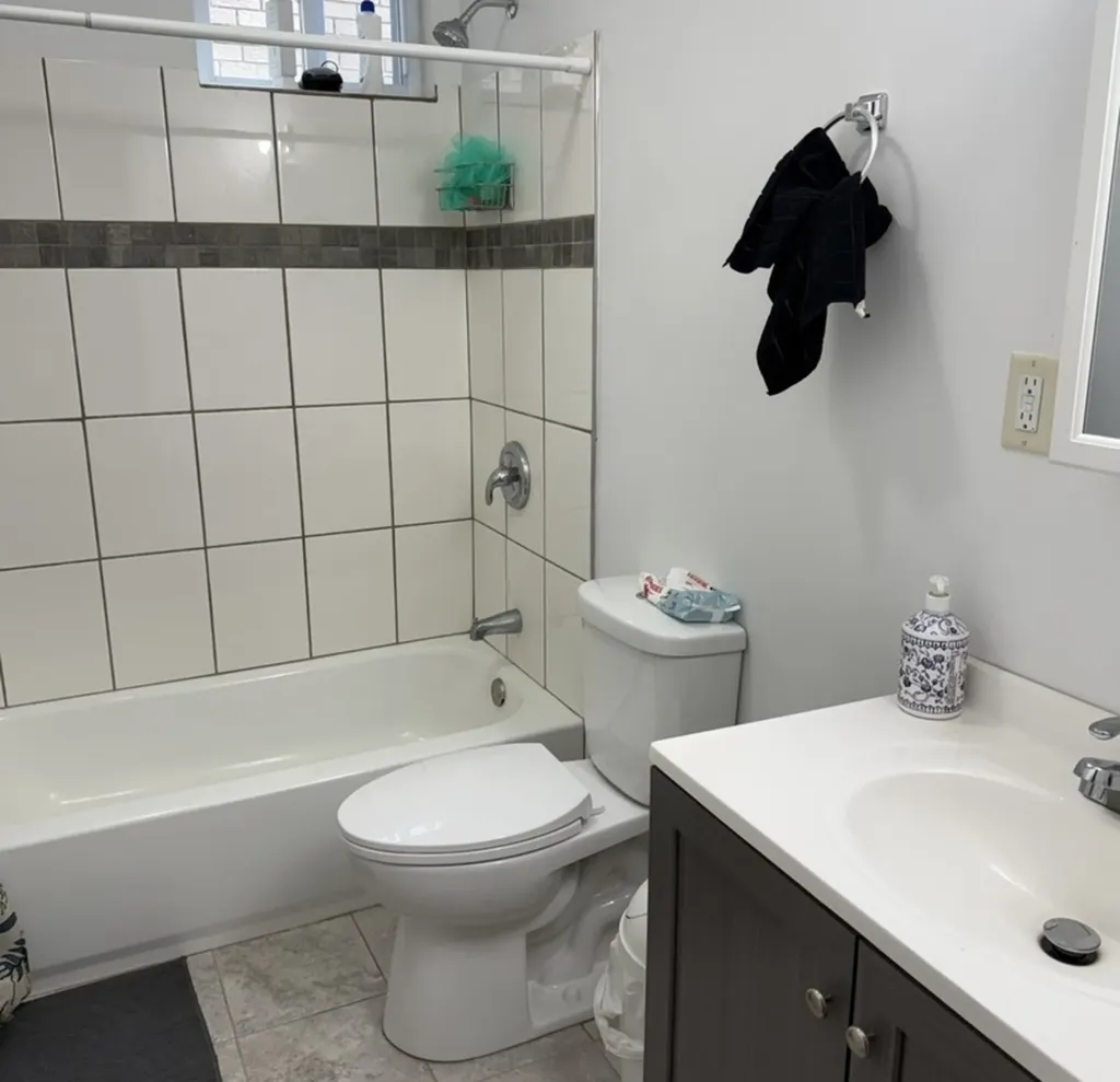 3704 West 58th Street Chicago IL 60629