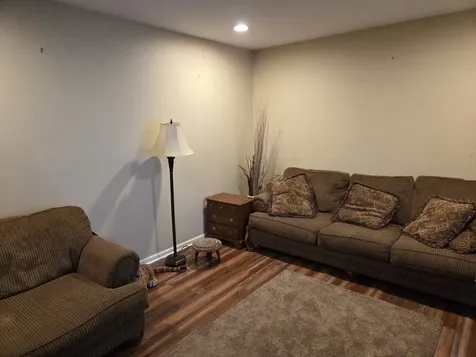 5 East Fernwood Drive Bolingbrook IL 60440