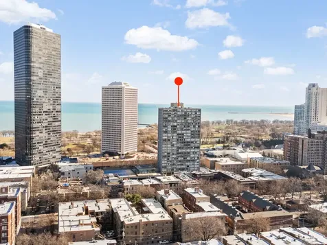 5320 North Sheridan Road Chicago IL 60640