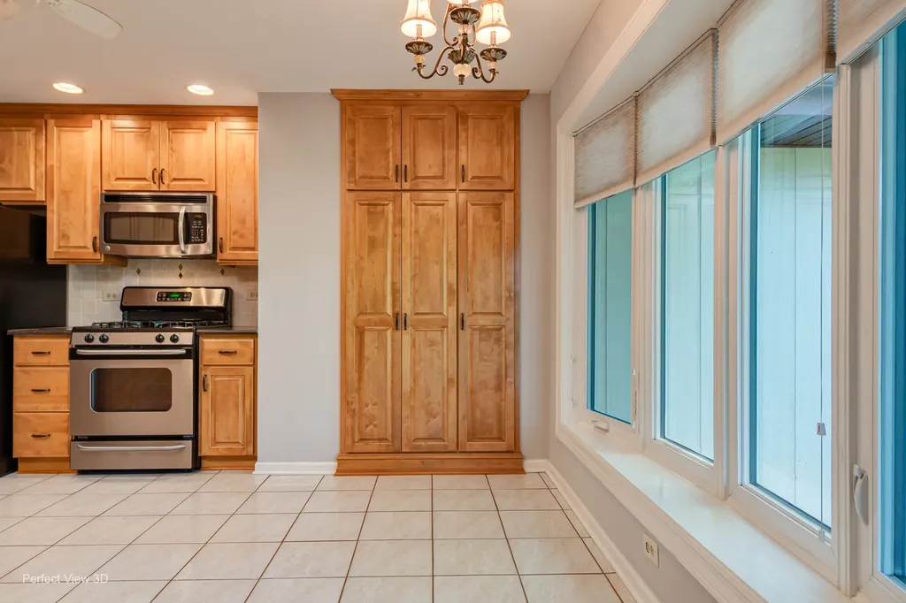804 Manchester Street Naperville IL 60563