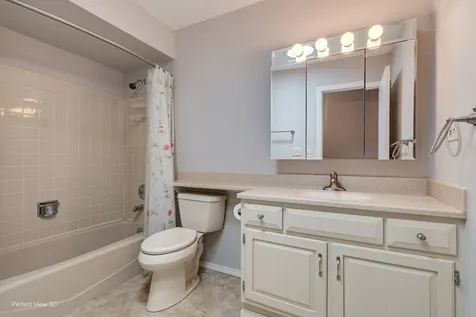 804 Manchester Street Naperville IL 60563