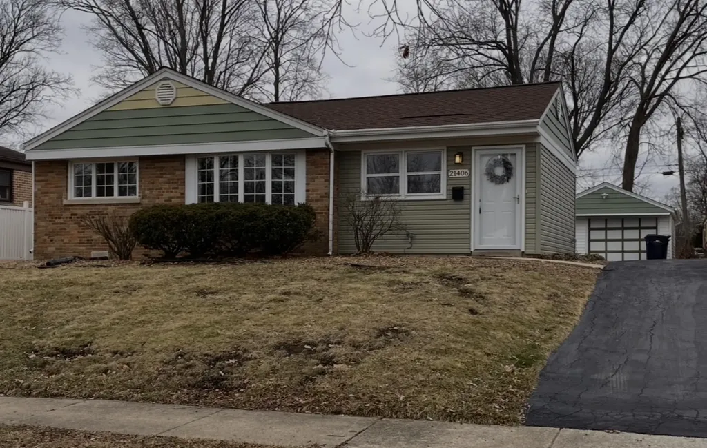 21406 South Jean Avenue Matteson IL 60443