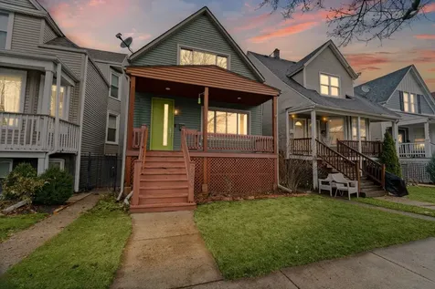 2850 West Henderson Street Chicago IL 60618