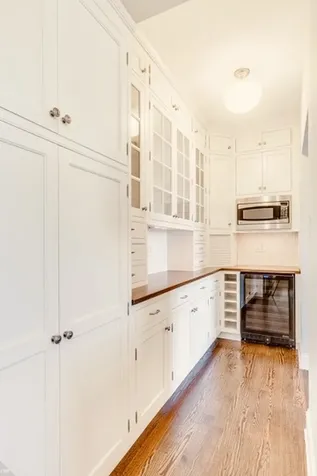5000 South Cornell Avenue Chicago IL 60615