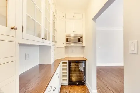 5000 South Cornell Avenue Chicago IL 60615