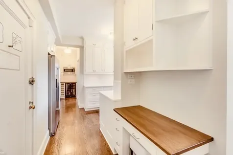 5000 South Cornell Avenue Chicago IL 60615