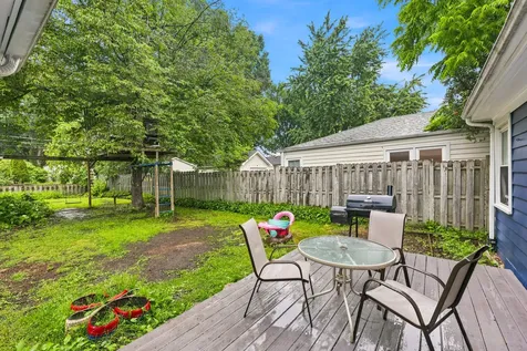 320 North Schubert Street Palatine IL 60067