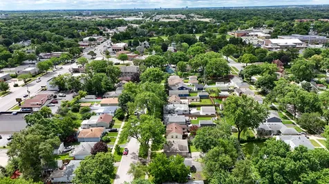 320 North Schubert Street Palatine IL 60067