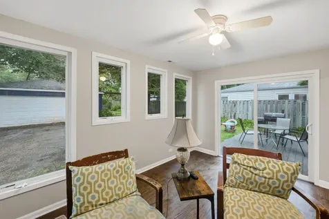 320 North Schubert Street Palatine IL 60067