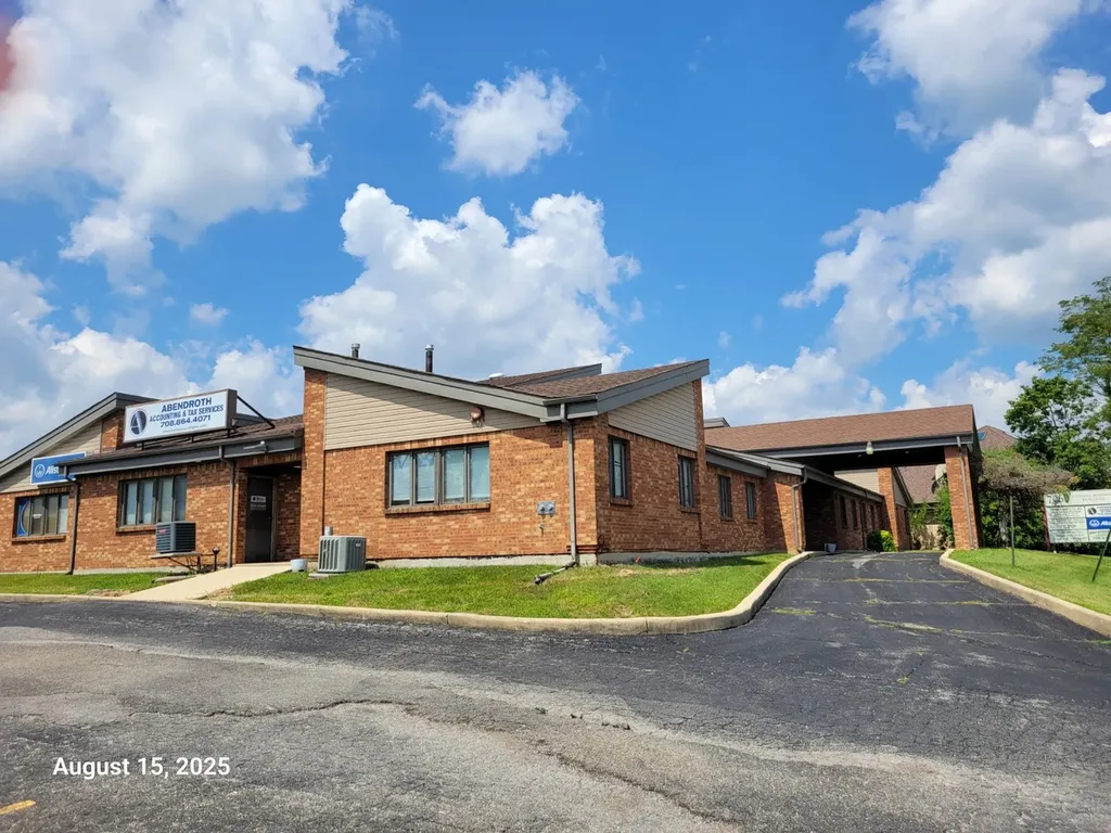 7060 Centennial Drive Tinley Park IL 60477