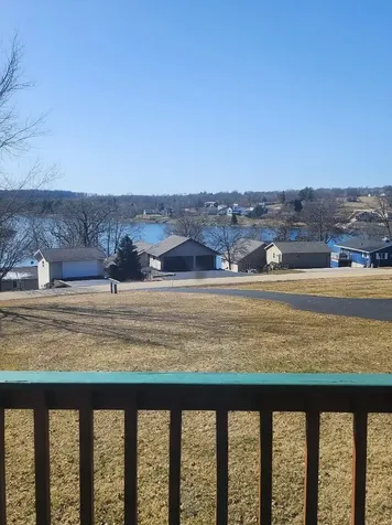 1-80 Farragut Lane Lake Carroll IL 61046