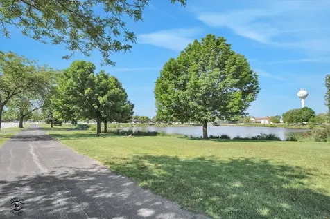20224 South Frankfort Square Road Frankfort IL 60423