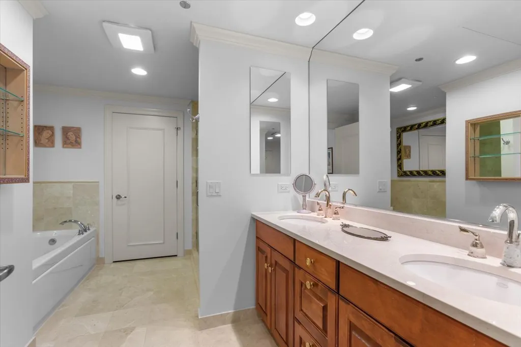 310 South Michigan Avenue Chicago IL 60604