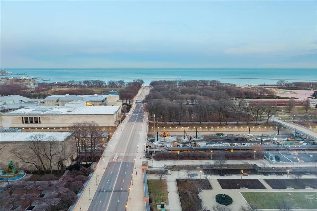 310 South Michigan Avenue Chicago IL 60604
