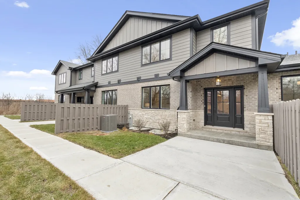11325 1ST Street Mokena IL 60448