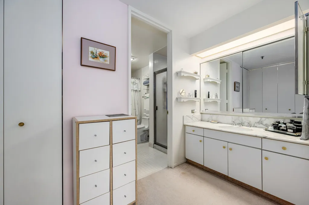 680 North Lake Shore Drive Chicago IL 60611