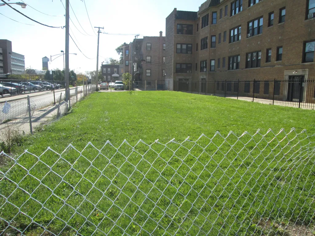 3501 West 5th Avenue Chicago IL 60624