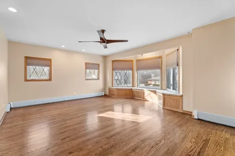 6013 North Emerson Street Rosemont IL 60018