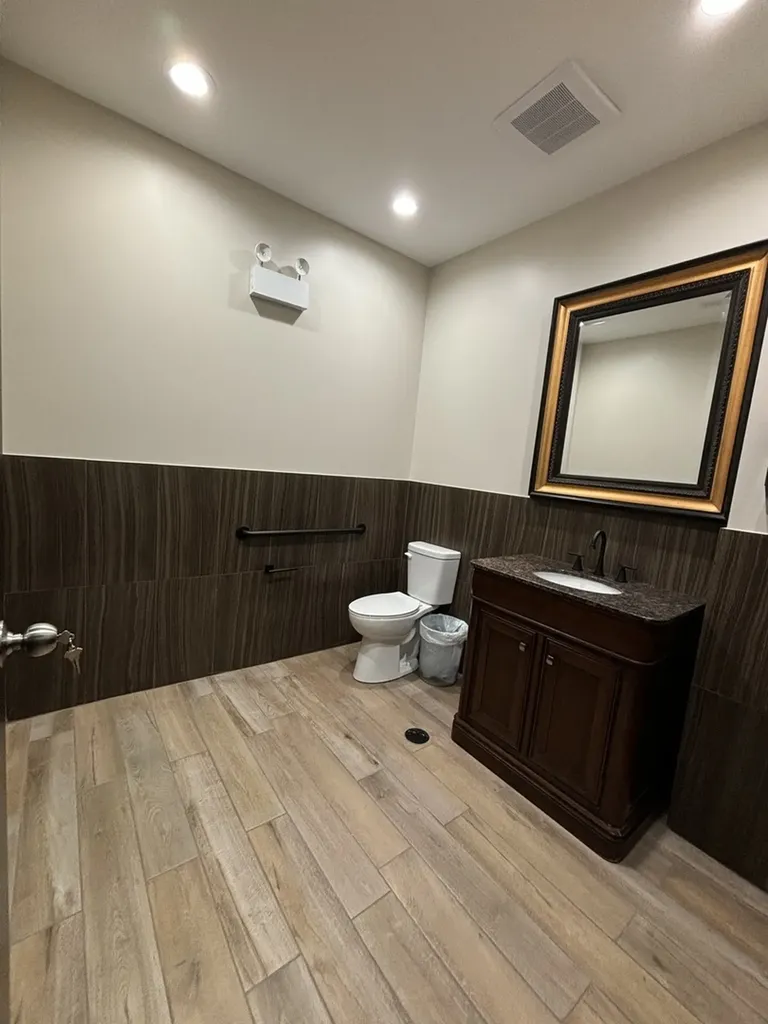 5033 South Cicero Avenue Chicago IL 60632