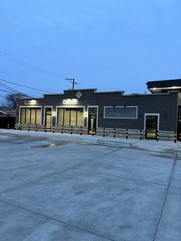 5033 South Cicero Avenue Chicago IL 60632