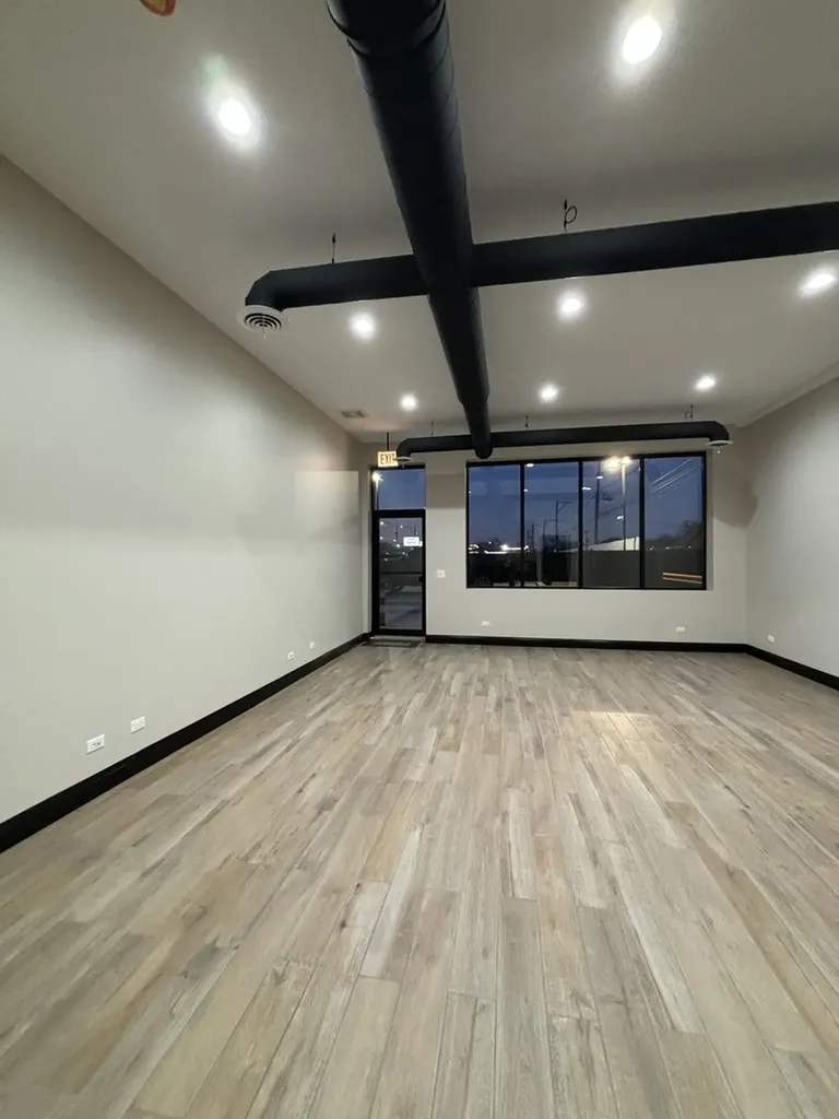 5033 South Cicero Avenue Chicago IL 60632
