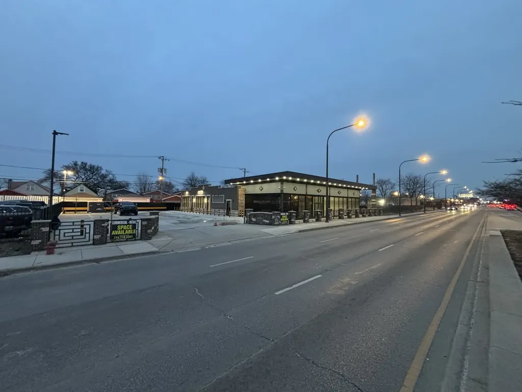 5033 South Cicero Avenue Chicago IL 60632