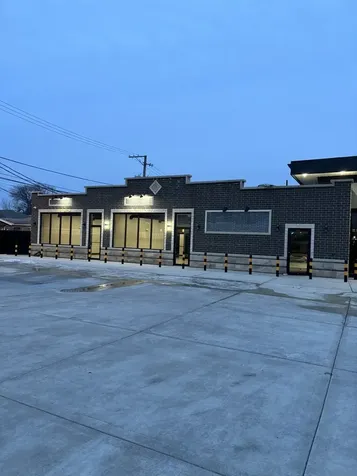 5033 South Cicero Avenue Chicago IL 60632