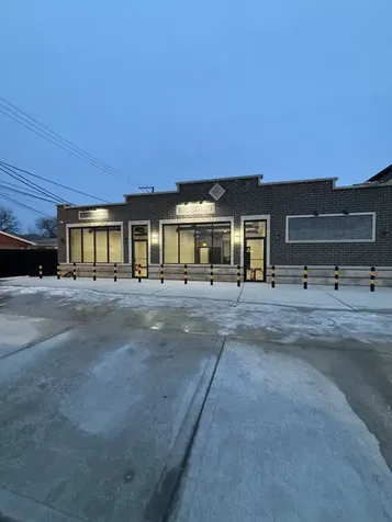 5033 South Cicero Avenue Chicago IL 60632