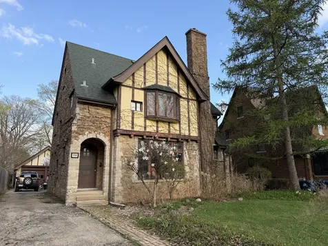1411 North Jackson Street Waukegan IL 60085
