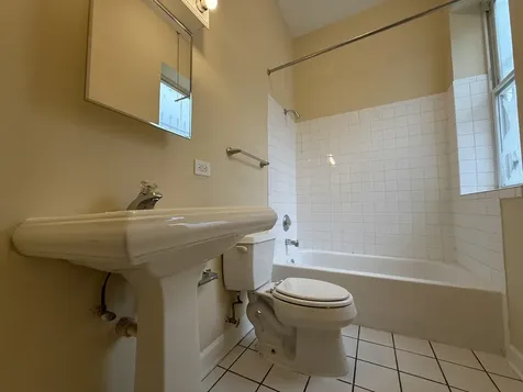 2213 West Washington Boulevard Chicago IL 60612