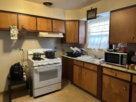 14221 South Emerald Avenue Riverdale IL 60827