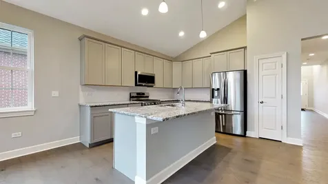 106 Donmor Drive Bloomingdale IL 60108